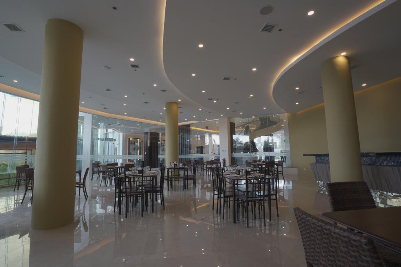 Winrich Hotel Mactan Luaran gambar