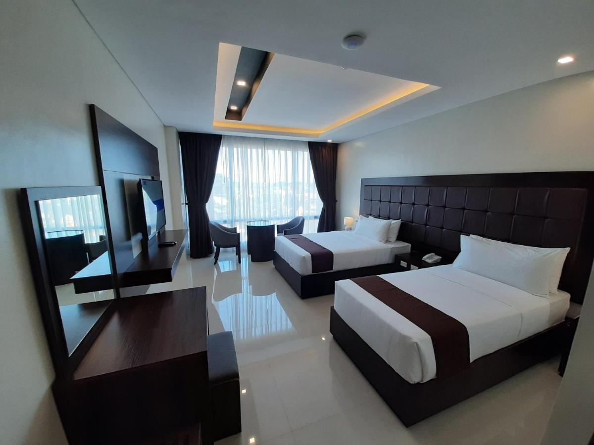 Winrich Hotel Mactan Luaran gambar